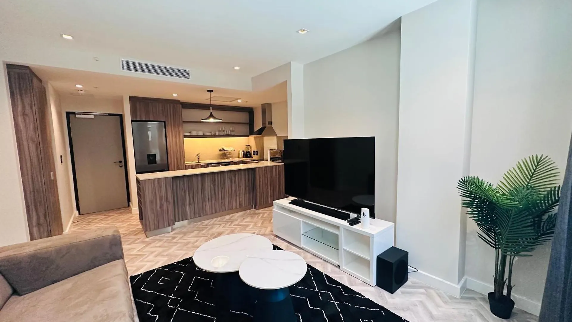 Stylish Luxe Apartment Cape Town