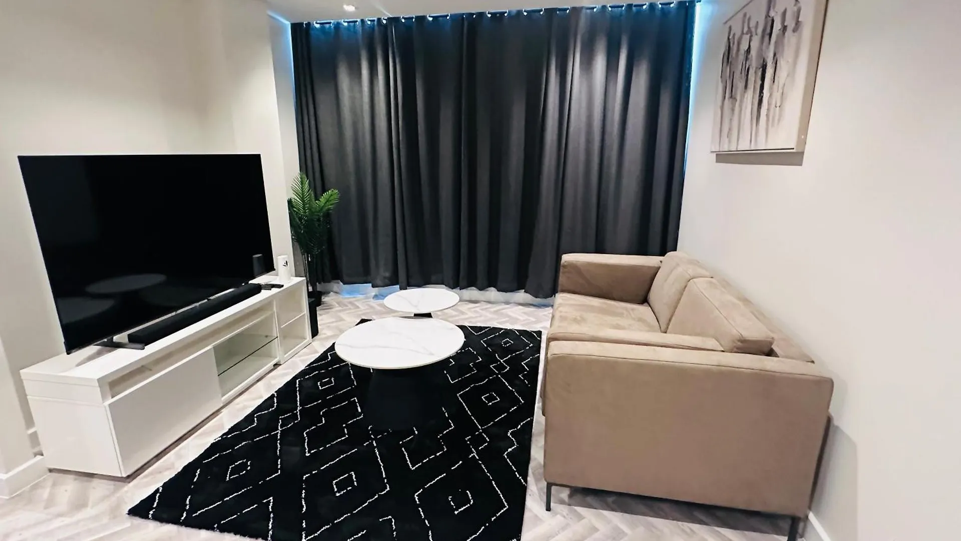 Stylish Luxe Apartment Cape Town